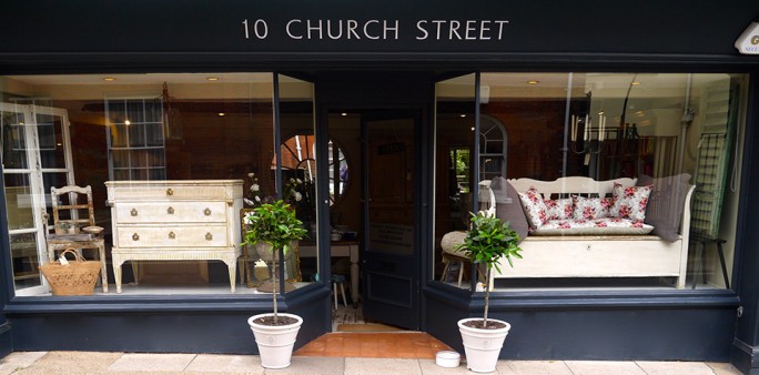 10 Church St - an eclectic mix of ever changing products from Europe and beyond. Unique decorative objects, antique country furniture, mirrors, lighting and vintage pieces sit alongside contemporary and classic home wares, ceramics and beautiful artwork.